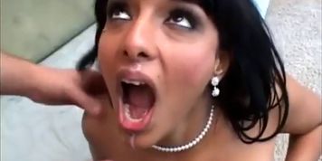 Loona likes this big cock (Loona Luxx)