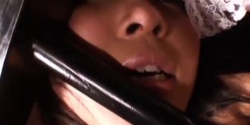 Sexy Oriental maid rides a screw machine with 4 guys