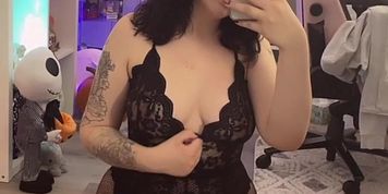 Cute little video for you ?? I&rsquo;ll be gone from home on Frida.. by mommyjae from OnlyFans | Coomer