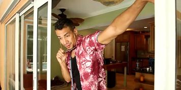 Pawg Betty Bang Fucks Huge Dick Stranger While House Sitting (Brannon Rhodes)