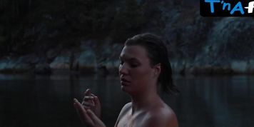 Elena Wolff Butt,  Underwear Scene  in Swaying