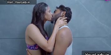 Hot Bhabhi in Bathroom