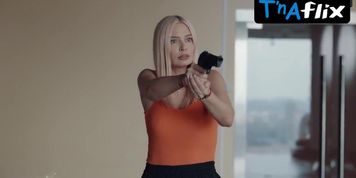 Natalya Rudova Sexy Scene  in Komers