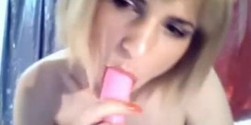This chick like the dick more then candys if she would have a dic