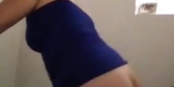 Fucking friend&rsquo;s wife at work