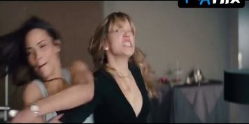 Paula Patton Sexy Scene  in Mission: Impossible - Ghost Protocol