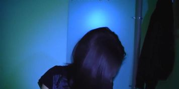 young girlfriend screw hard in the stairwell