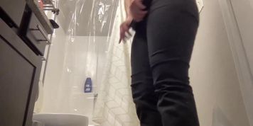 Abbey Harris aka sexylilly12 shower
