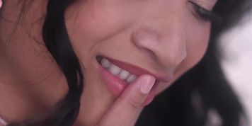 Horny Avery Black Invites Some Cock To Stretch Her Pussy (Alexis Texas, Nipple Play, Straight Couple, Sweetie_Fox)