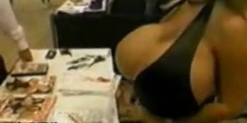Chelsea Charms 32
