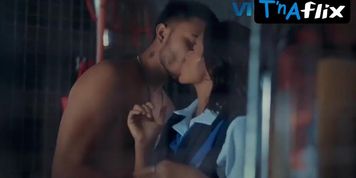 Christine Bermas Butt Scene  in Balahibong Pusa