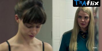 Daisy Edgar-Jones Underwear Scene  in Normal People