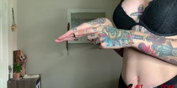 Petite Babe Rocky Emerson Masturbates During Quarantine