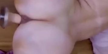 Girl get fucks with a dildo
