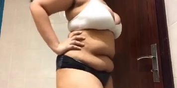 Sexy Teen Fatty shows off weight gain and sits on counter