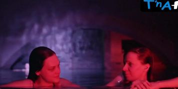 Doris Schretzmayer Sexy Scene  in Solness