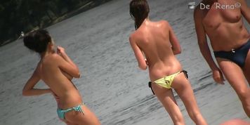 Beach voyeur video full of sweet natural boobs goodness