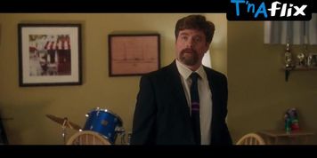 Isla Fisher Sexy Scene  in Keeping Up With The Joneses