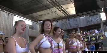 Sweet babes like to strip down outdoors