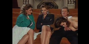 Speciale Miss Francia (Restored) (Carol Tennesy, Carole Tredille, Isis Taylor, Joy Karins)