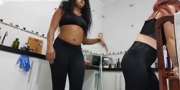 2 brazilian farting after the dinner