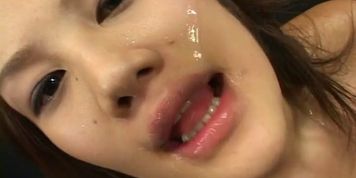 JAV girl happy to suck & swallow