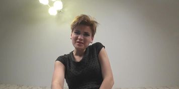 Giantess Gloria