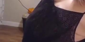 Pearbooty88's face sitting