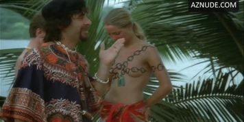 Unknown Breasts,  Bikini Scene  in Les Bronzes