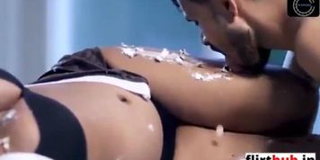 Cute and hot bhabhi ke b'day pe Dewar ne diya khubsurat tohfa (Sexy bhabhi)