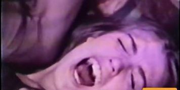 Peepshow Loops 419 70s and 80s - Scene 2