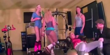 Pee at the gym 1