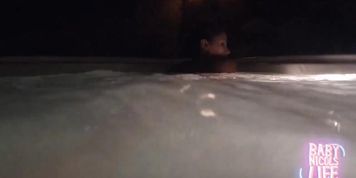Latina gave me an UNDERWATER BLOWJOB on a PUBLIC JACUZZI! (Andy Stone)