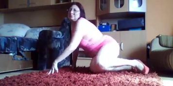 Kinky hairy granny strips