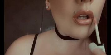 @meli@_Ex0tic@ (lip fetish) (Knocked Up Nikki)