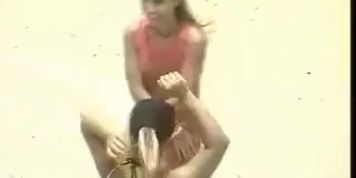 oops nipple la baule frence (De La)