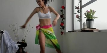 more 20 years old M a k a y l a dancing. look at those nipples