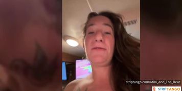 Watch click and connect its that simple to get close to her Uncover intimate moments engage in live personal exchanges