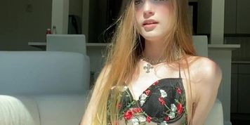 TEEN PUSSY SQUIRT FOR ONLYFANS