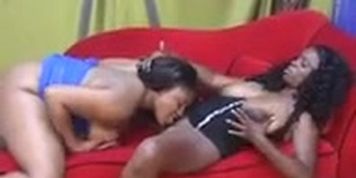 Lola Lane teaches Oshun Breeze a thing or 2