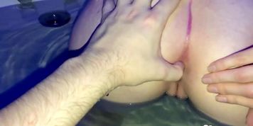 Having Some Fun With My Girl In The Hot Bathtub