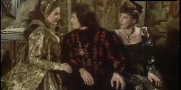 Madeleine Vangell Breasts Scene  in Serie Rose