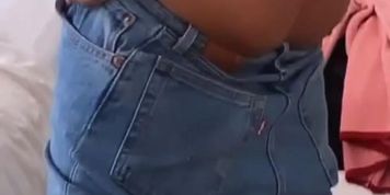Culo de paula Gonu en tanga 