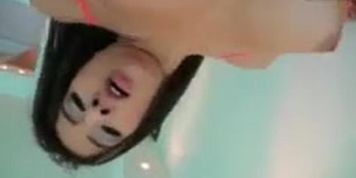 megansalinasupsidedown (Megan Salinas)