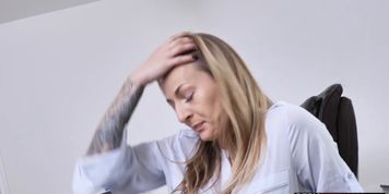 Perverted stepmom came for a passion sex with stepson (Natasha Starr)