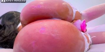 Gina Savage squishy dildo part IV (Lauren Lee)