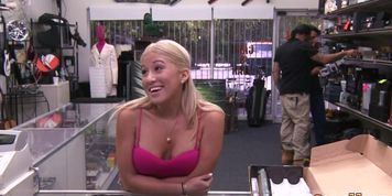 Mother Teens Xxx Stripper Wants An Upgrade!
