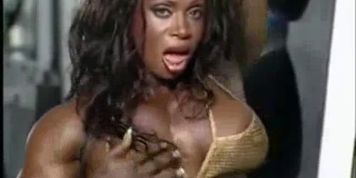 Bodybuilder ebony modelling