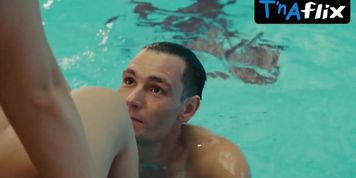 Sonia Mietielica Sexy Scene  in The Bay Of Spies