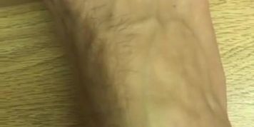Flexing my veiny Foot